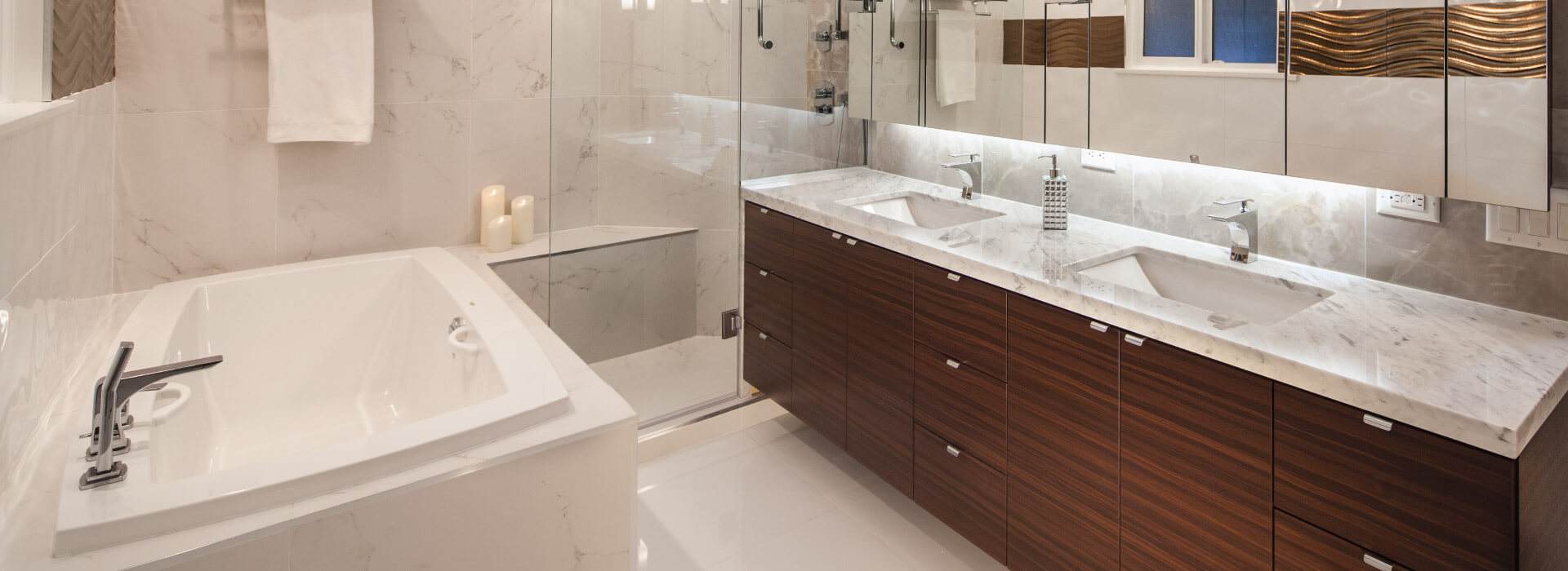 En-suite and Powder Room Completes Cohesive Design