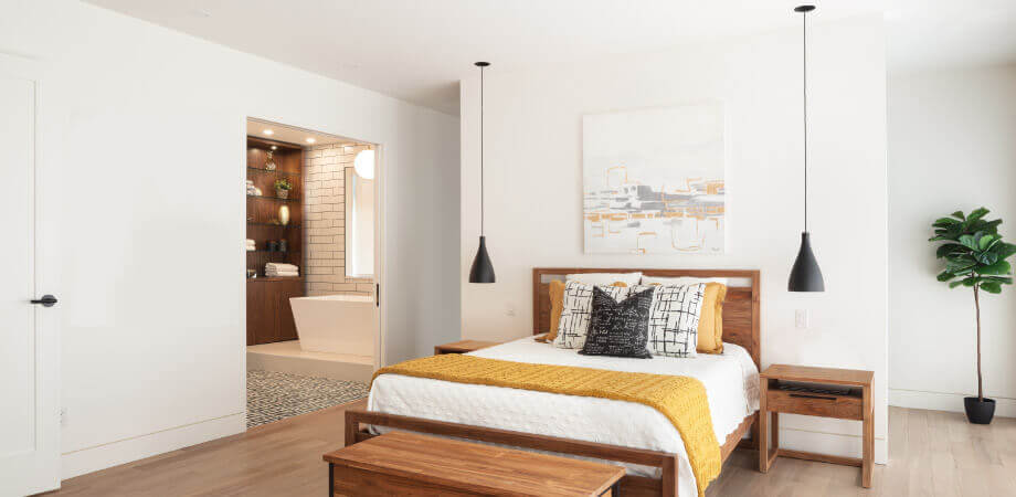 Master Bedroom Burnaby Mountain Inspiration by TQ Construction