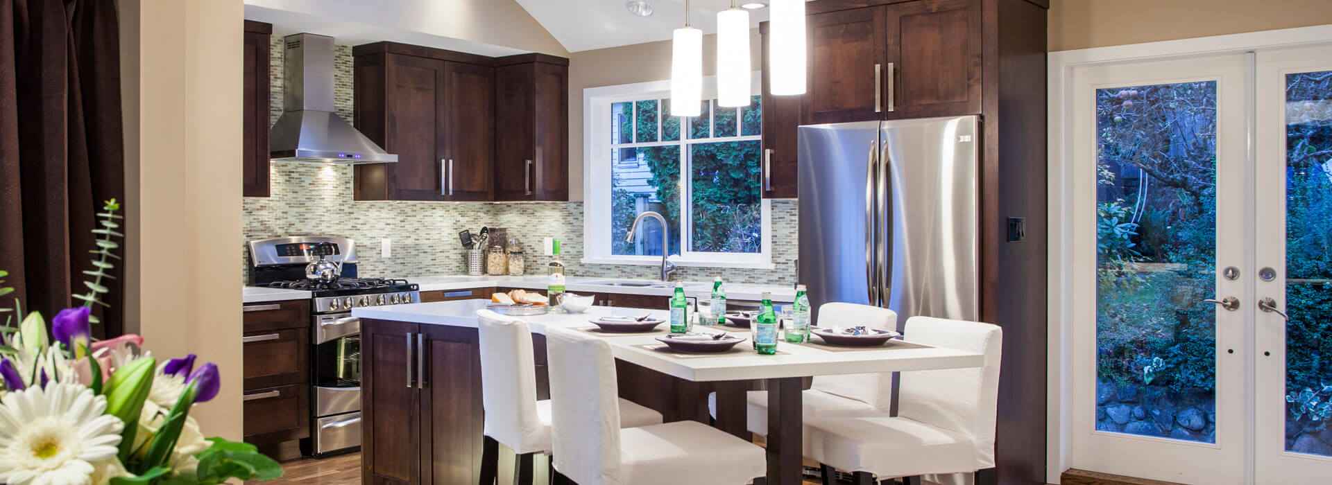 Design Upgrades Maximize Mom’s Busy Kitchen Hub